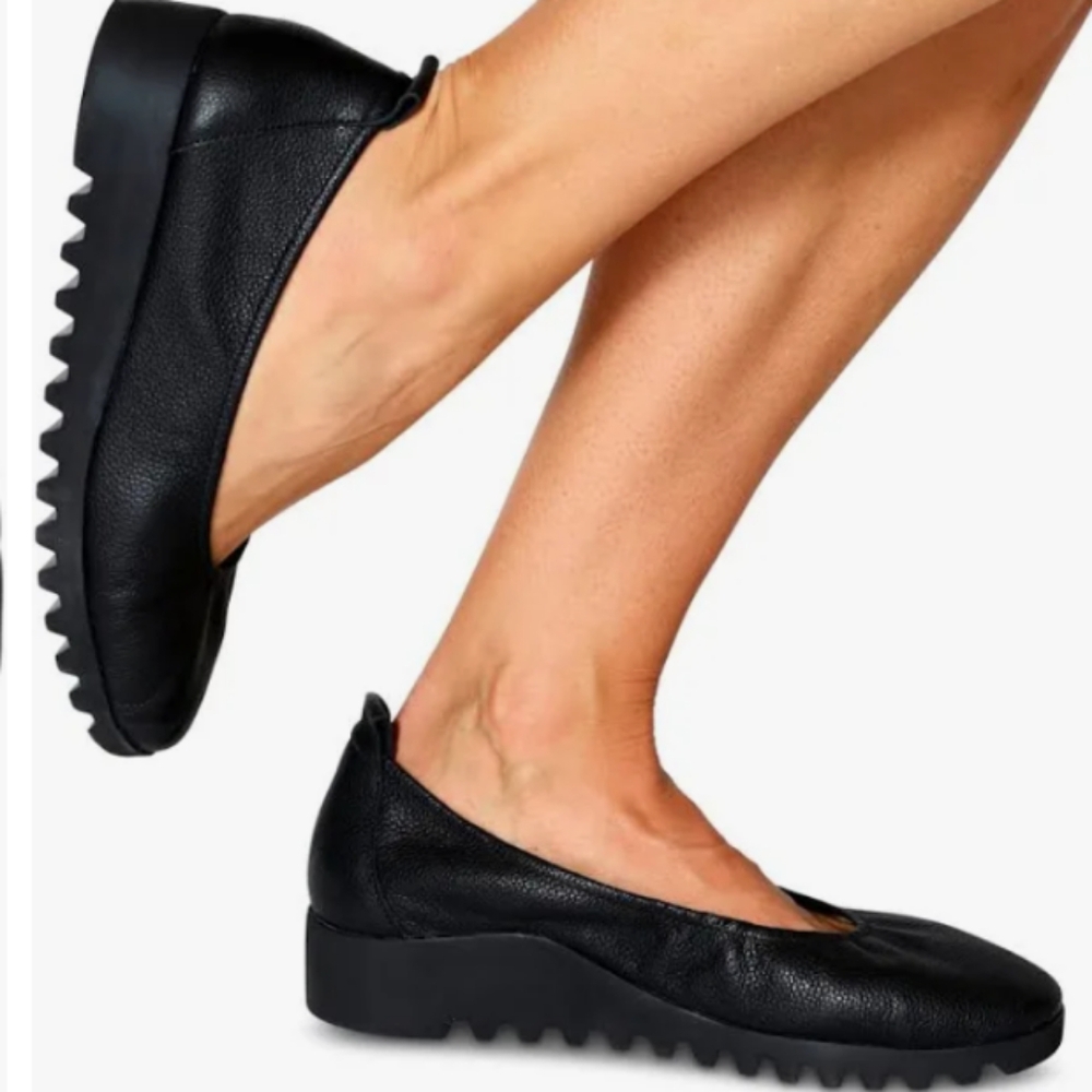 AETREX Brianna NWT 8.5 Black Soft Nu-buck Leather Flats Memory Foam Arch Support